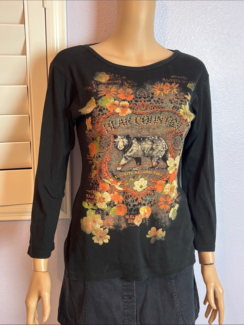 Vintage Yosemite Rhinestone Bear Graphic Long-Sleeve Tee